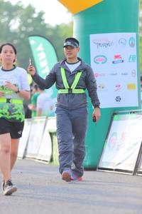 BIB: 
                            <button type="button" onclick="openModal(3651010)" class="btn btn-primary btn-sm float-right btn-popup" data-toggle="modal" data-target=".modal-high-quality">
                        <i class="fas fa-shopping-cart"></i> Add to Cart
                    </button>
                                            <button type="button" onclick="isThisMe(3651010, true)" class="btn btn-success btn-sm float-right btn-popup btn-isme hidden" data-toggle="tooltip" data-placement="bottom" title="นี่คือรูปของคุณใช่ไหม คลิกที่นี่เพื่อเอาเข้าอัลบั้ม">
                        <i class="fas fa-plus"></i> Add to album
                    </button>
                    <button type="button" onclick="isThisMe(3651010, false)" class="btn btn-warning btn-sm float-right btn-popup btn-isnotme hidden">
                        <i class="fas fa-ban"></i> Remove from album
                    </button>